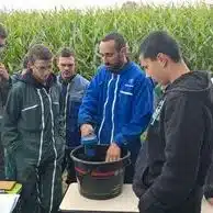 formation mfr rhone demonstration d un outil agricole par un